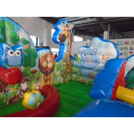 Tierreich Junior Bounce House